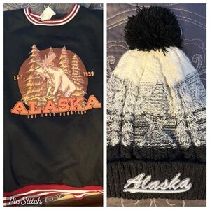 Men Alaska Bundle - Moose Logo Sweater Black Red Size Large And Beanie!